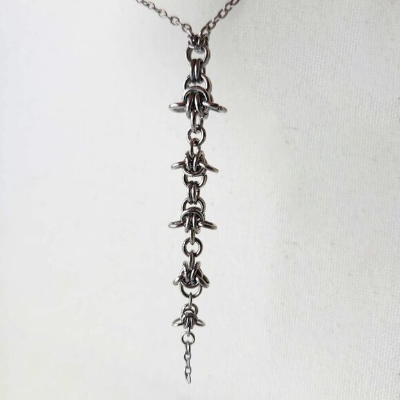 Gothic spiky rosary necklace with a small silver chain ✦ whimsigoth style ✦ - Picture 7 of 8
